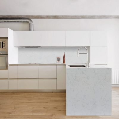 Carrara Pearl quartz kitchen